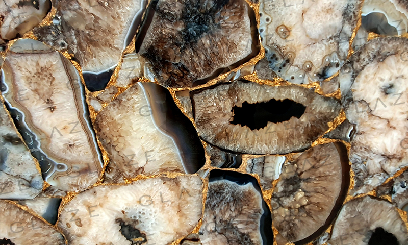 Precious Stone AGATE Atena with Gold
