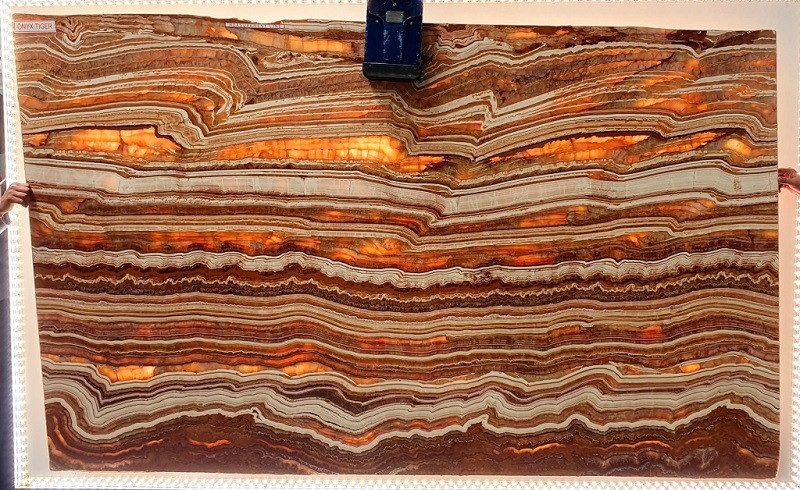 Onyx Tiger