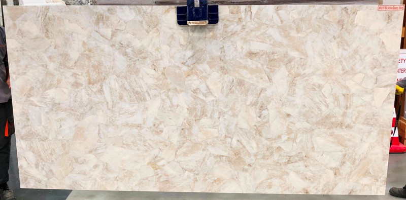 ARIOSTEA White Quartz