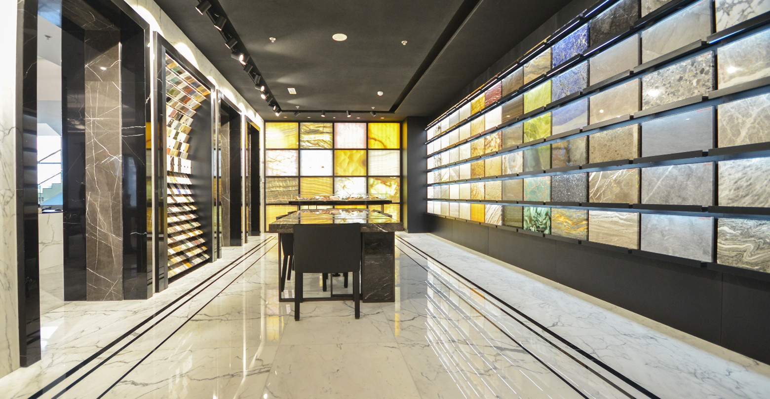 galleryOne